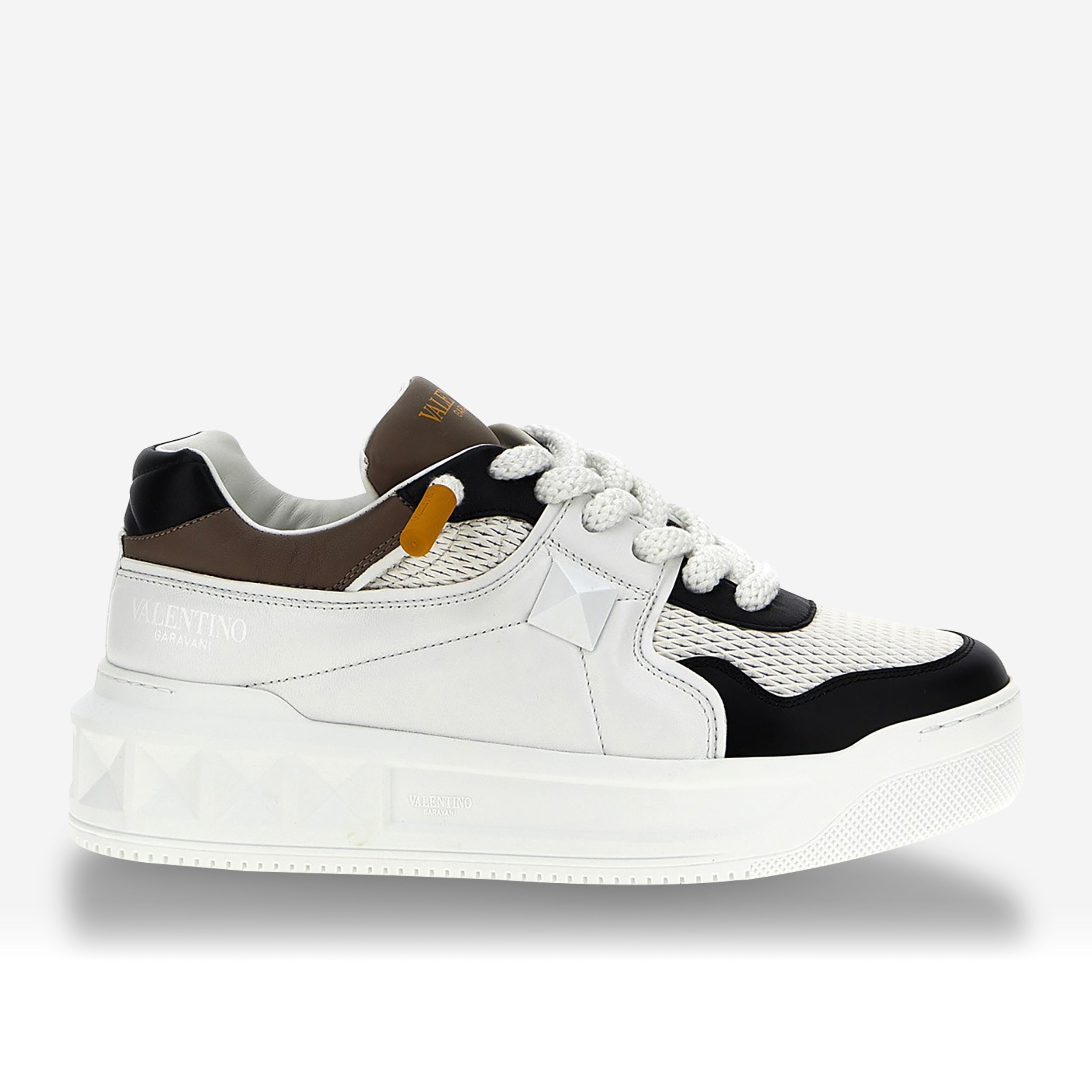 楽一番公式アカウント01 VALENTINO GARAVANI Valentino Garavani One Stud XL Low-Top Sneaker – ZAP