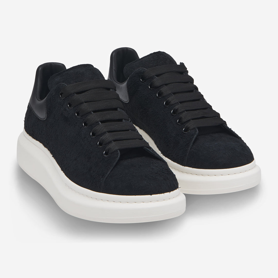 Alexander McQueen Grainy Suede Oversized Sneaker – ZAP Alexander McQueen Grainy Suede Oversized Sneaker – ZAP
