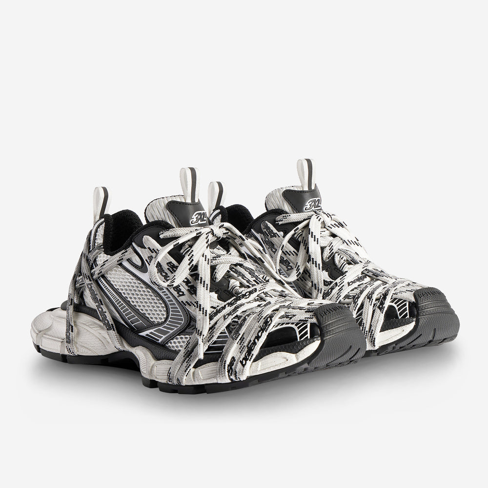Balenciaga 3XL Extreme Laces Logo Sneakers – ZAP