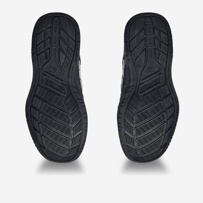 Balenciaga Hamptons Worn-out Black Sneakers