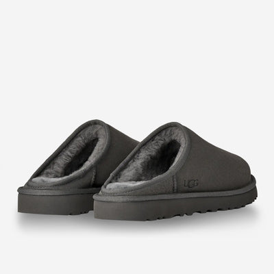 UGG Classic Slip-On