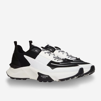 Valentino Garavani True Act Low Top Sneaker